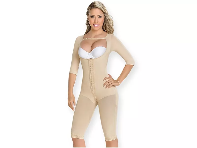 Knee-length girdle with high-back straps, Silene Fajas